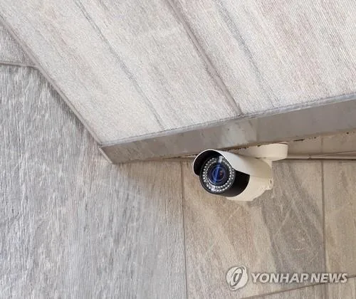 수도권 무인점포 10곳서 금품 훔친 10대 3명 검거