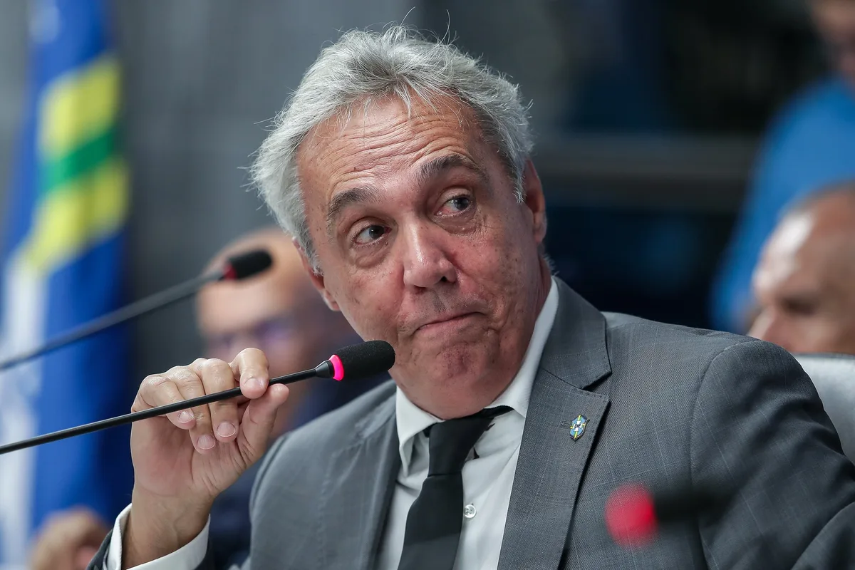Presidente da FPF aponta possíveis datas para início do novo Campeonato Pernambucano