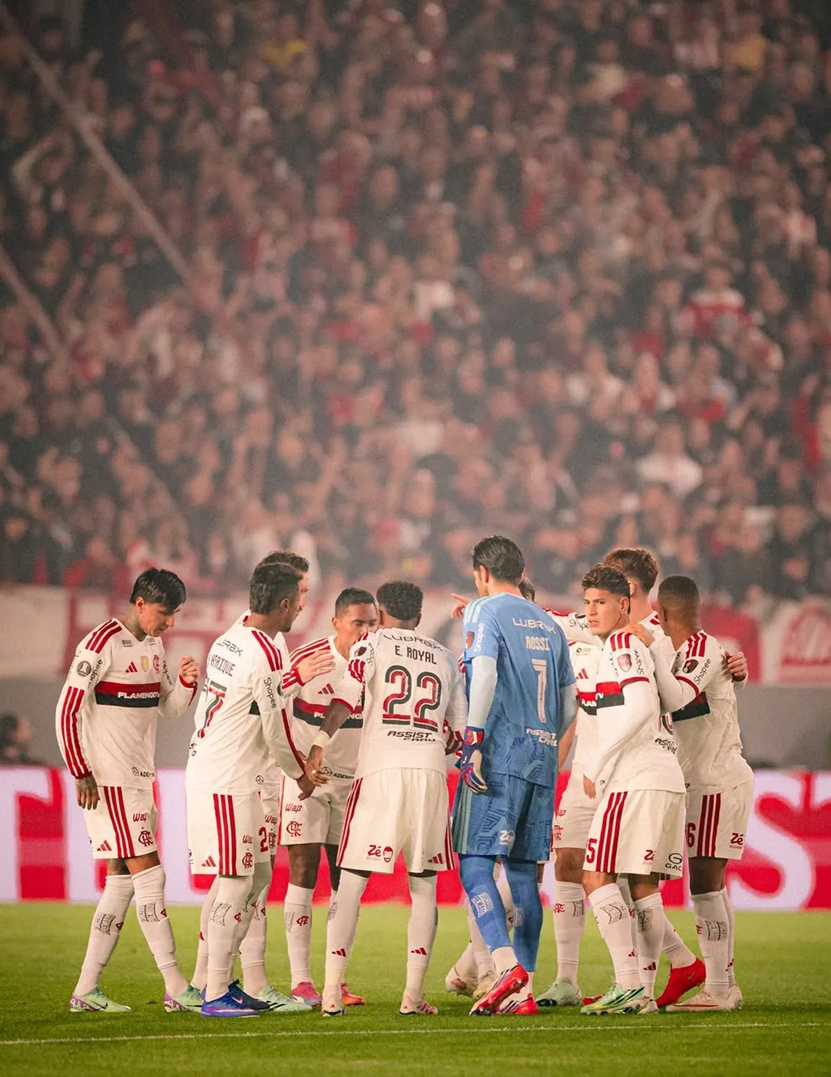 Análise: Flamengo não dá um chute no gol na Argentina, mas tem tudo para ir a mais uma final