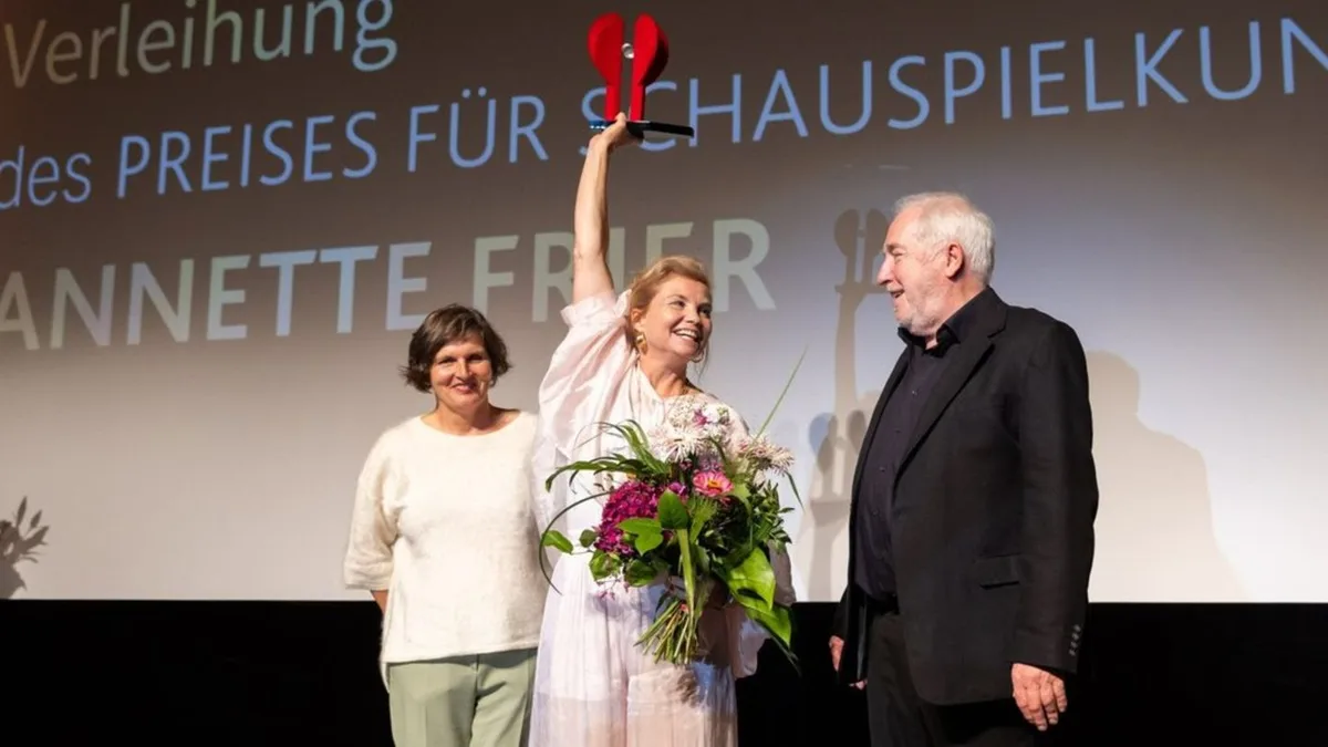 Annette Frier: Für Schauspielkunst ausgezeichnet