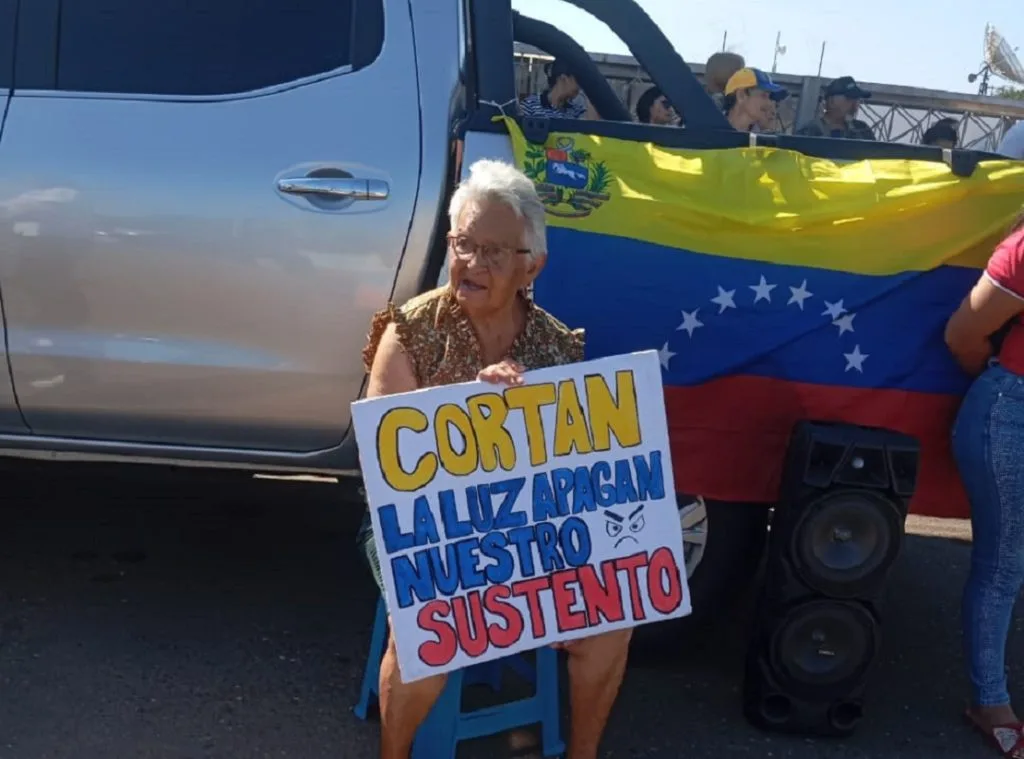 Habitantes de Calabozo protestaron por cortes eléctricos de hasta 14 horas al día