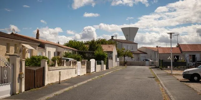 En Charente-Maritime, des habitants proches d’une usine d’engrais découvrent que leurs jardins sont pollués par du plomb, du cadmium et de l’arsenic