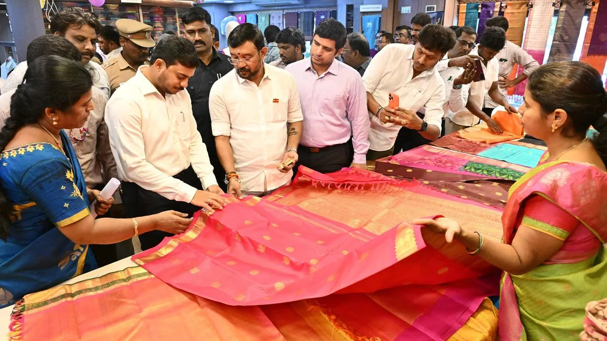 Deepavali sales launched at Co-optex outlets in Coimbatore