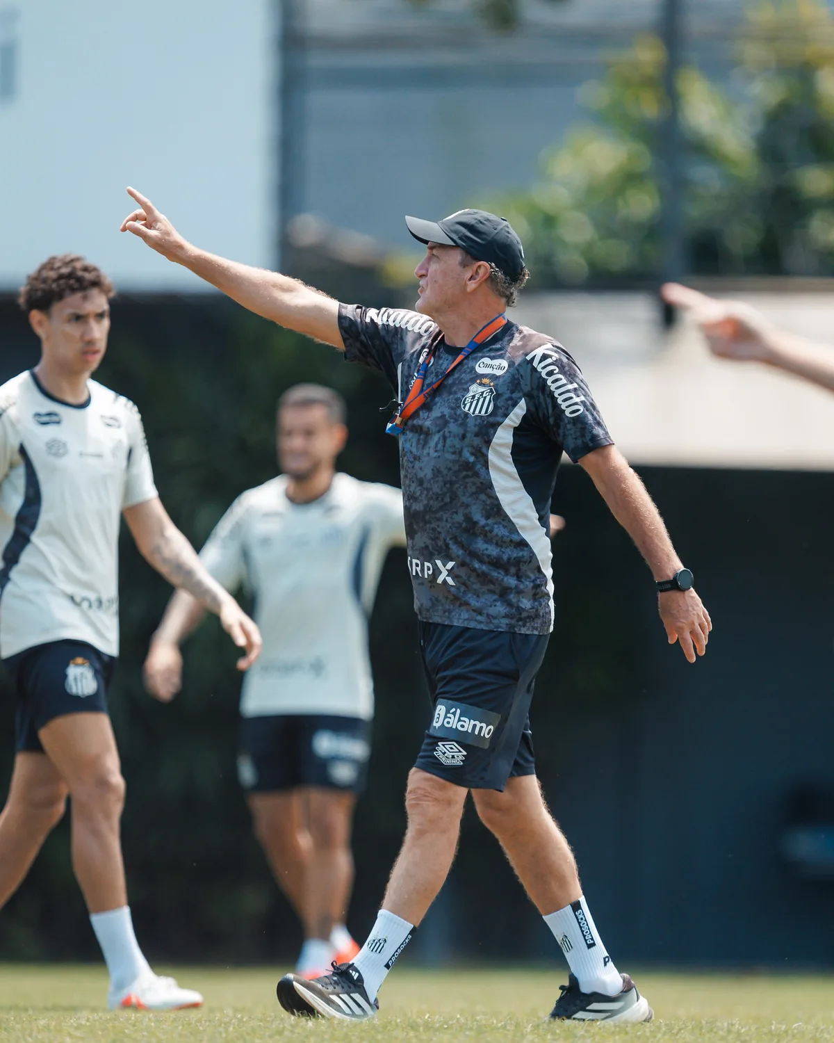 Escalação do Santos: Cuca pode ter Neymar, Coutinho, Cebolinha e Gabigol contra o Fluminense