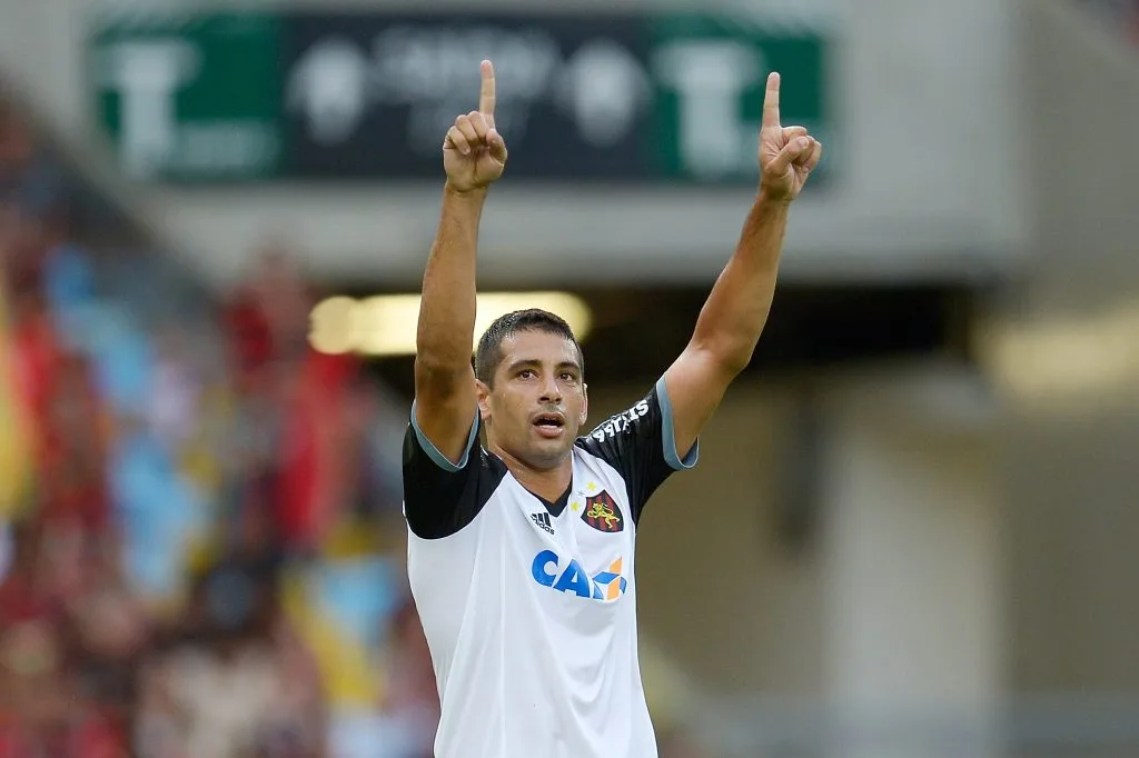 Torcida do Sport vive a expectativa do retorno de Diego Souza e sobe a Hashtag #VoltaDS87