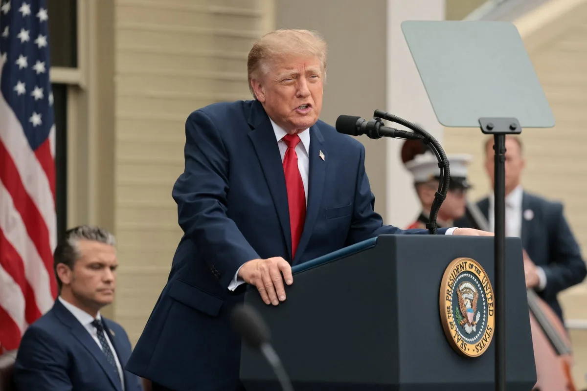 Trump wants to require his $5,000 dividends to be spent in the US