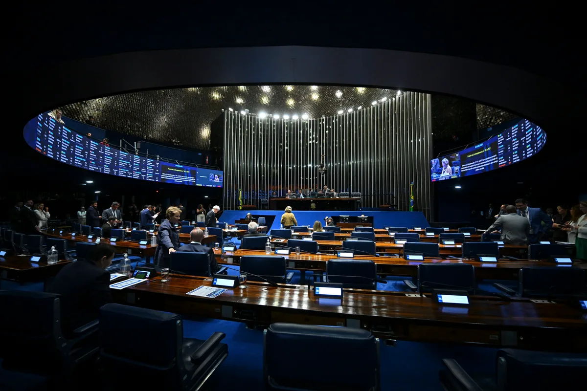 Quaest: 31% dos eleitores apontam dinheiro e obras para o estado como fator principal no voto para o Senado