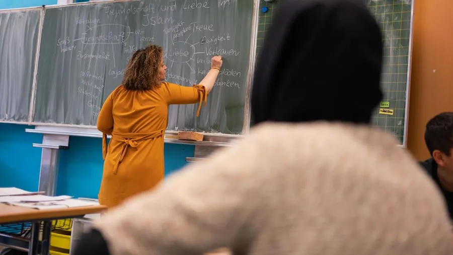Koran im Klassenzimmer: Nur wenige Muslime besuchen Islamunterricht in der Schule