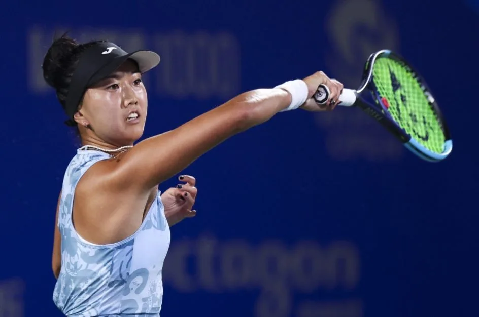 Li aliviada após bater Sabalenka apenas no 10º match-point