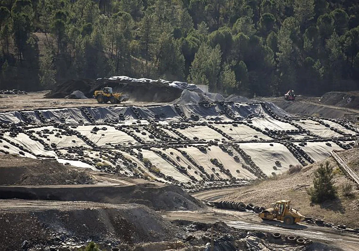La nueva autorización de la Junta al vertedero de Nerva inicia su clausura