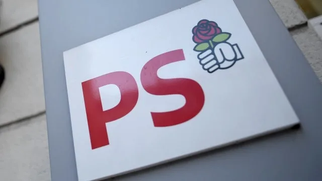 DIRECT. Primaire socialiste: le PS invoque "la défense des droits des femmes" pour justifier la suspension de Philippe Brun