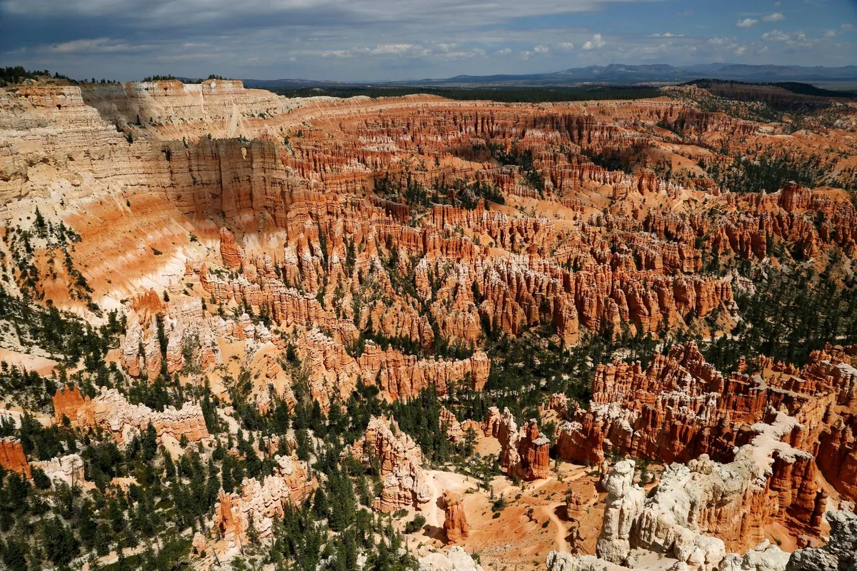 États-Unis : environ 15 personnes recherchées après une crue soudaine dans le Grand Canyon