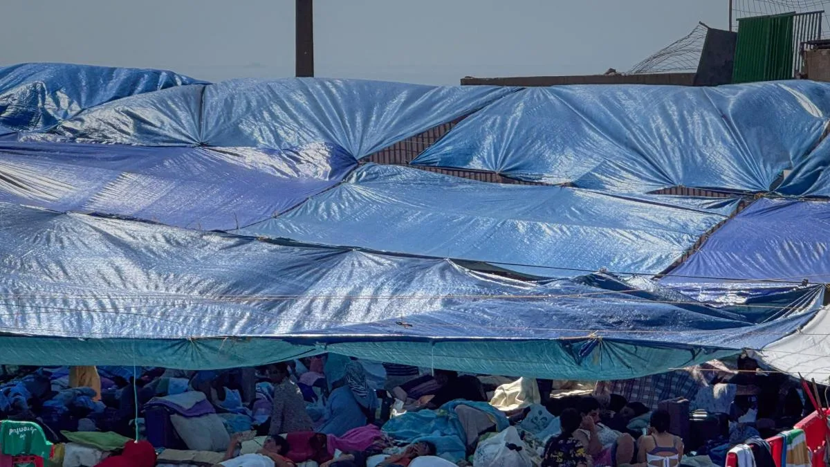 El Gobierno no planea trasladar migrantes a la Península pese al malestar que causan en Ceuta