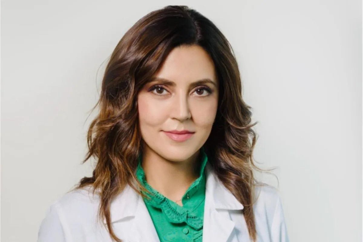 Zakia Rahman, dermatóloga de Stanford: “La protección solar es lo mejor que puedes hacer para prevenir el envejecimiento”