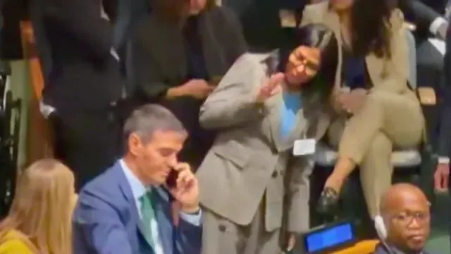 Delcy Rodríguez "interrompe" chamada de Sánchez na ONU. Fez apelo
