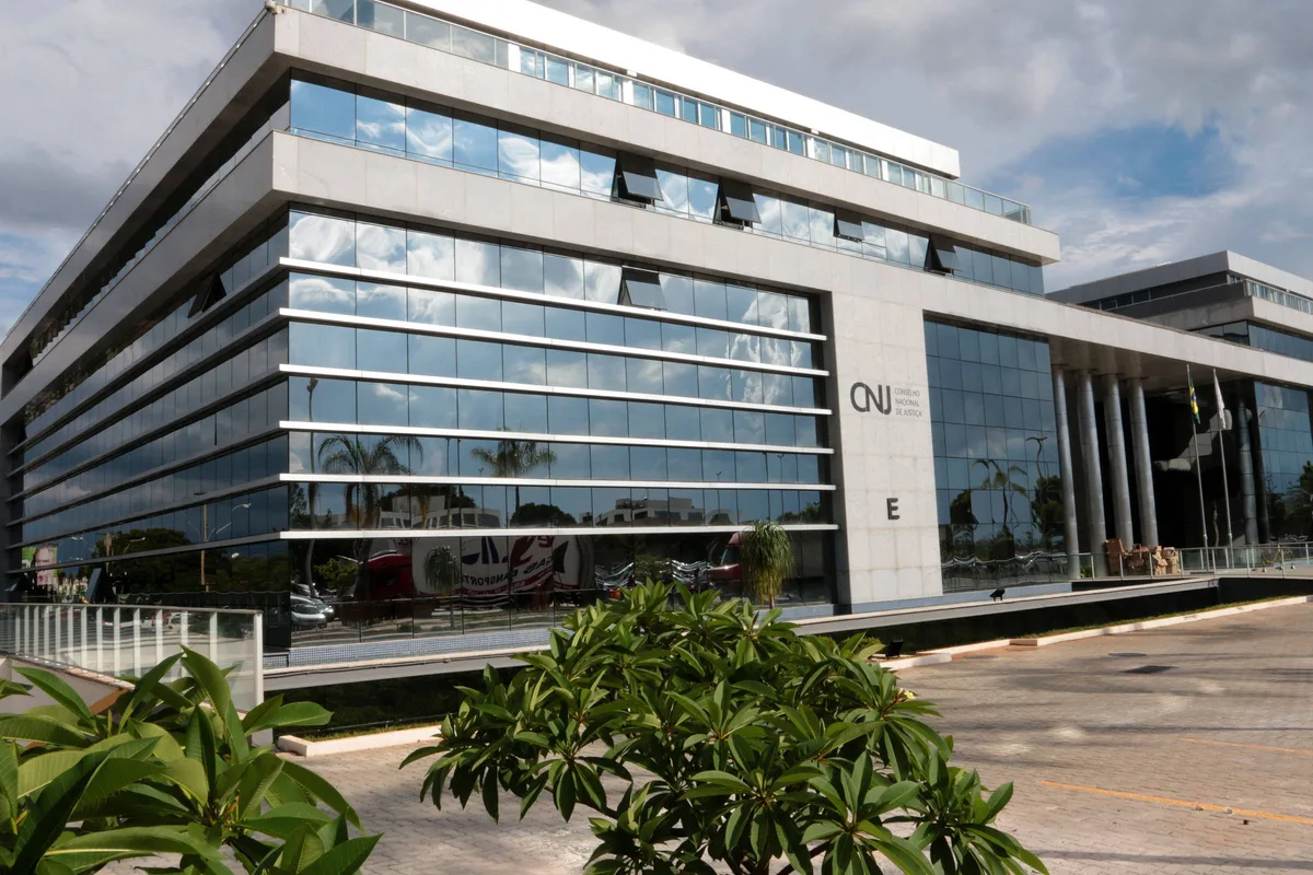 Mutirão do CNJ bate recorde, revisa 298 mil processos e solta 16,8 mil presos