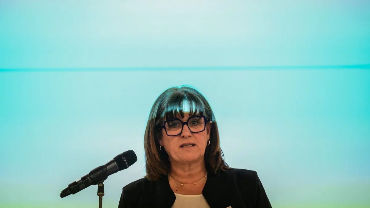 La présidente de la Métropole de Lyon veut créer une brigade de 200 agents armés dans les transports en commun