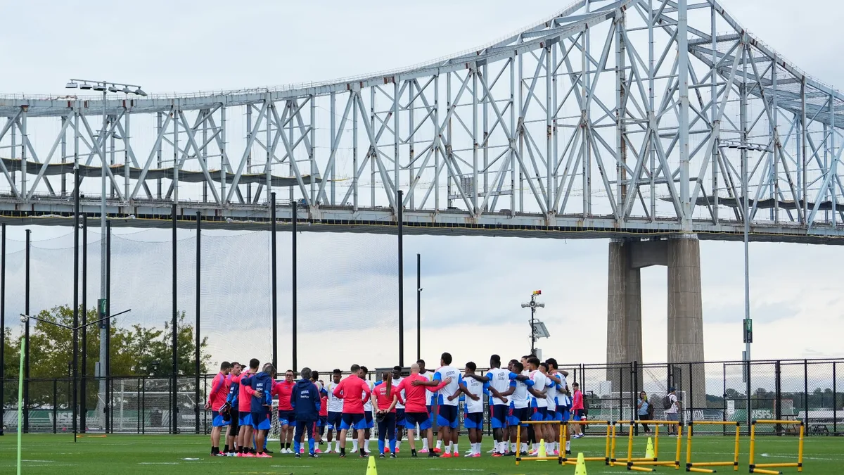 Así fue el primer entrenamiento de la selección Colombia de mayores antes de su partido ante México: 20 jugadores estuvieron en la práctica