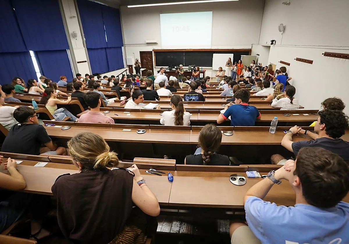 La Selectividad llegará el 1, 2 y 3 de junio de 2027 con novedades en la ponderación de Matemáticas