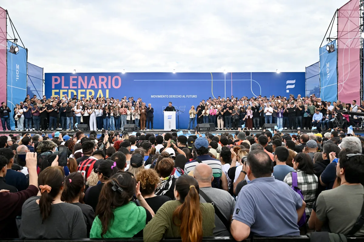 En Avellaneda, Kicillof mostró su construcción federal y fortalece su candidatura con miras a la negociación del peronismo