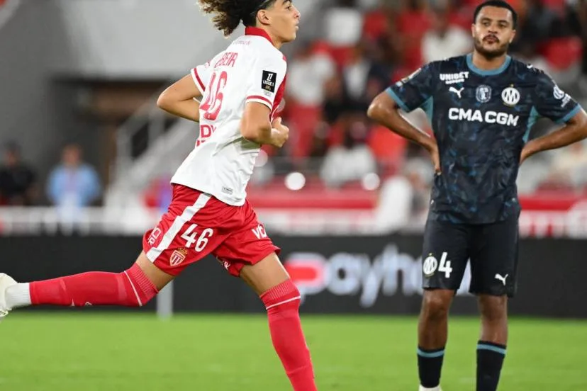 Compositions de Strasbourg-Monaco : Pape Demba Diop et Anis Soubeir titulaires