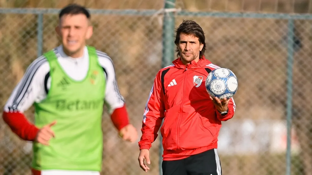 Tras la salida de Coudet, Ponzio dirigió su primera práctica como DT de River y ya prepara el partido ante Banfield