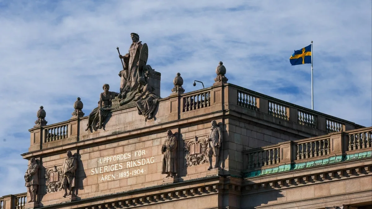 Sweden heads into final stretch before key election