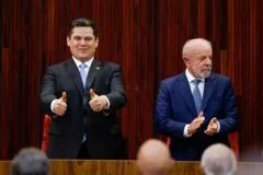 Caso Moraes-Vorcaro dá gás à direita na disputa do Senado e desinfla 'pauta positiva de Lula', diz analista