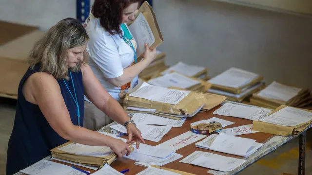 Inquéritos a exames e Luís Neves instalados dia 14, mas ficam em espera