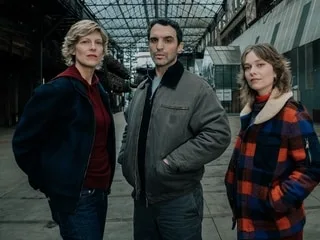 La série de France TV « Les Évaporés » explore le mystère des disparitions volontaires avec brio