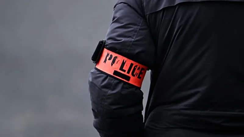 INFO BFMTV. Un mineur mis en examen après l'incendie de Mérignac qui avait coûté la vie à deux pompiers