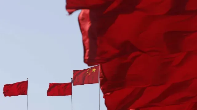 Cinco mortos após desabamento de muro durante banquete na China