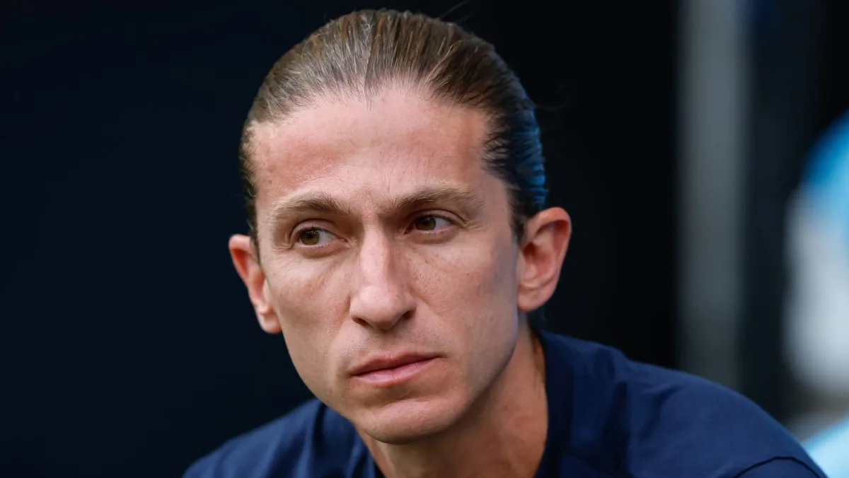 ‘Isso não é desculpa’: Filipe Luís revela bastidores do Monaco antes de estreia decisiva