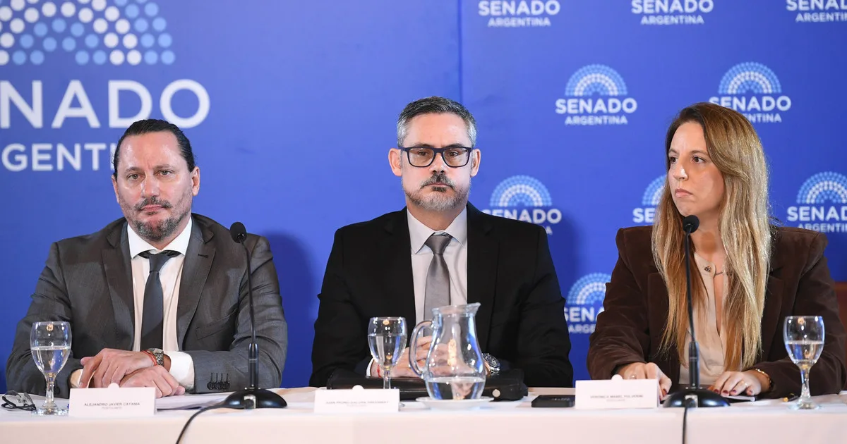 El Gobierno saca del freezer los pliegos de dos candidatos vinculados a Chiqui Tapia y a otro de origen K