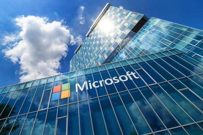 Governo dos EUA alega ‘abuso’ e suspende programa de vistos da Microsoft e outras empresas