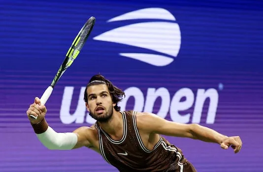 Alcaraz dazzles in New York as Djokovic bows out early