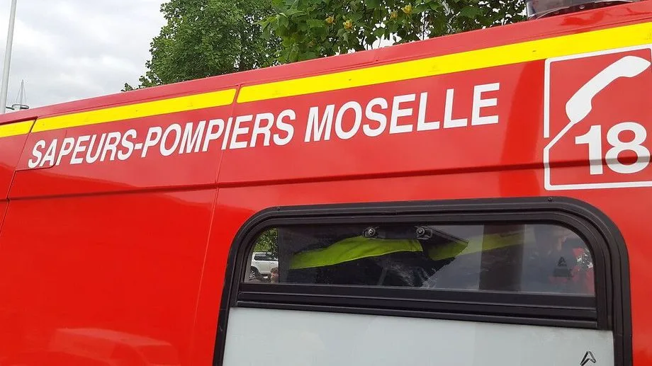 Une petite fille de 17 mois mortellement renversée par la voiture de son père à Grostenquin
