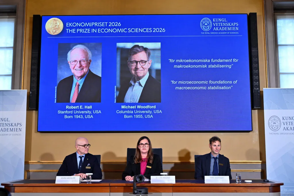 WATCH: 2 American economists win Nobel for studying how to deal with economic shocks