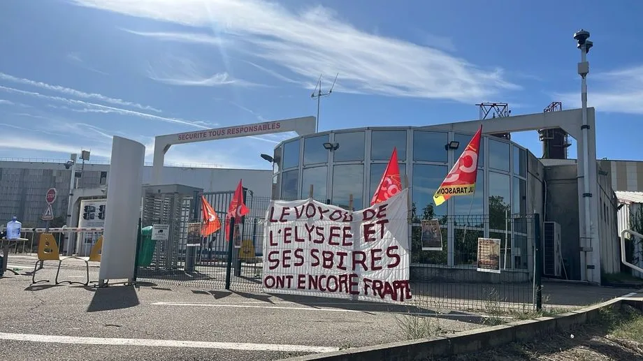 Fermeture de Fibre Excellence à Tarascon : les ex-salariés investissent l'usine pour dénoncer le risque sécuritaire