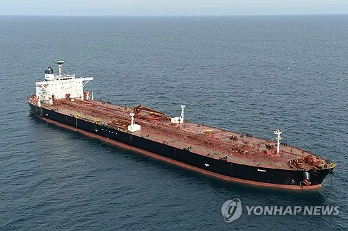 "美, 경윳값 잡으려 러·이란 '그림자 선단' 제재완화도 검토"