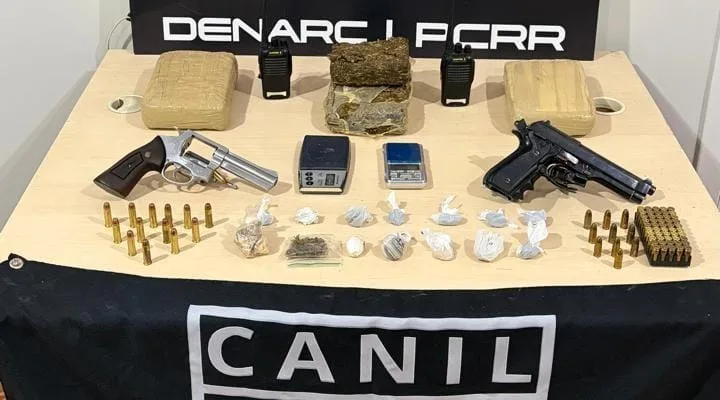 OPERAÇÃO DESARME: Trio é preso com armas, munições e drogas no João de Barro