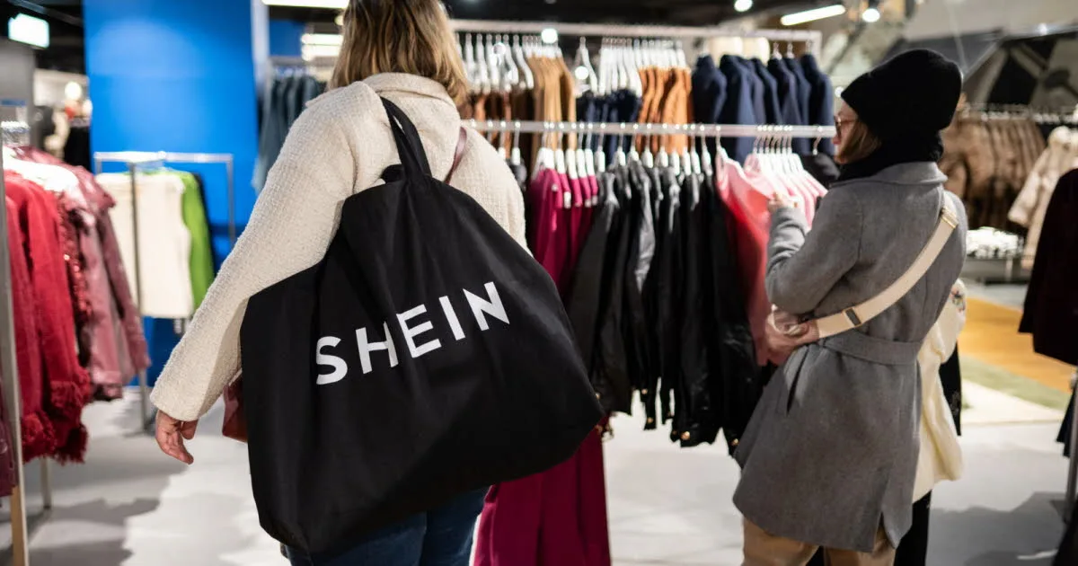 Consommation. Ultra-fast fashion : critères, pénalités... À quoi va ressembler le nouveau malus financier ?