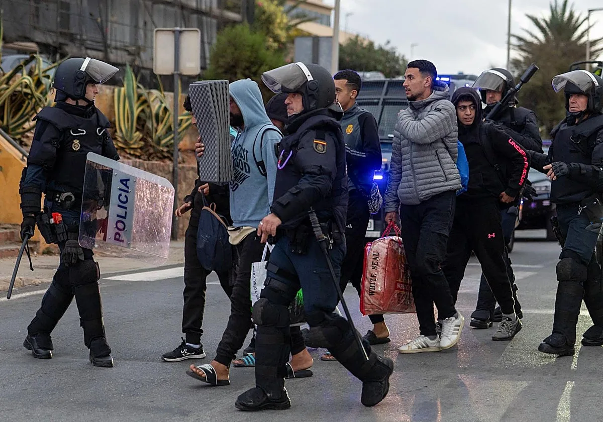 Casi ocho de cada diez andaluces ven con preocupación la crisis de Ceuta y un 39% la define como «invasión»