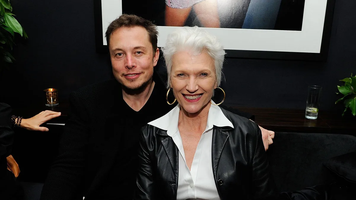La madre de Elon Musk, a sus 78 años, duerme en el garaje de su hijo y explica por qué lo considera "un lujo"