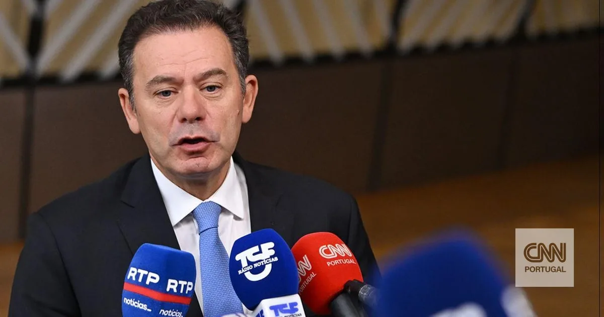 Luís Montenegro nega ter acusado manifestantes de "egoísmo" e diz que vídeo revela "ameaça direta" à sua casa