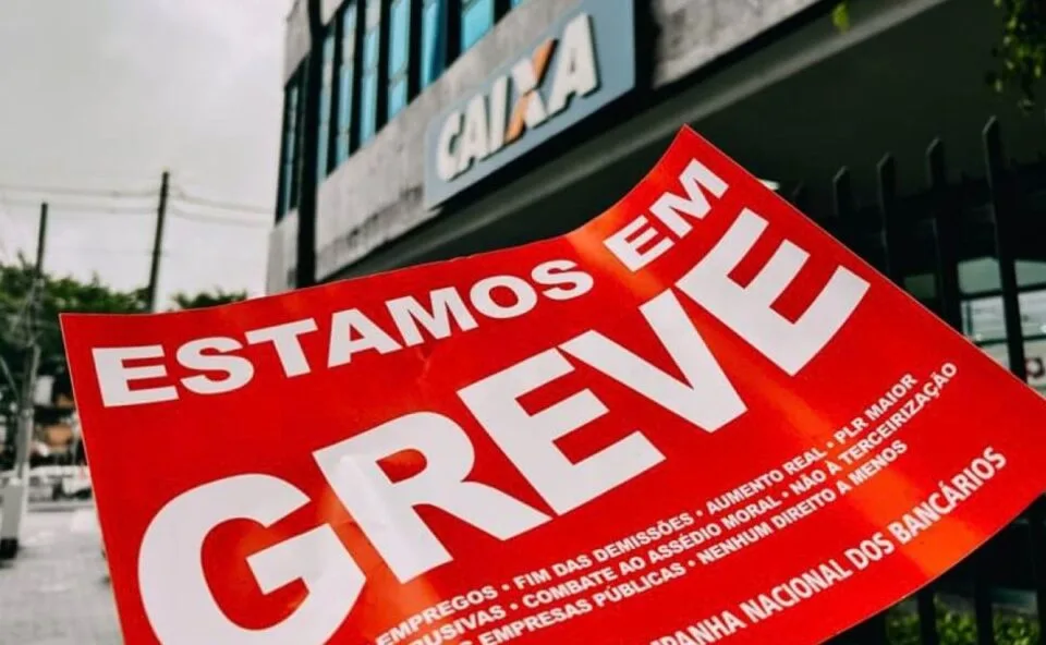 Greve da Caixa chega ao 15º dia e deixa clientes em alerta; veja o que está acontecendo