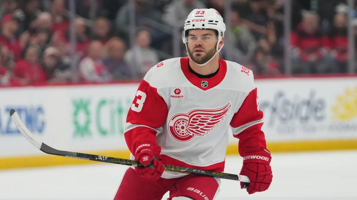 Red Wings closing in on seven-year extension with Alex DeBrincat