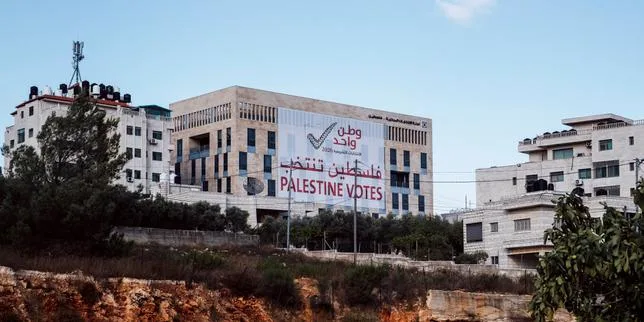 Après vingt ans sans élection, les Palestiniens de nouveau privés de scrutin