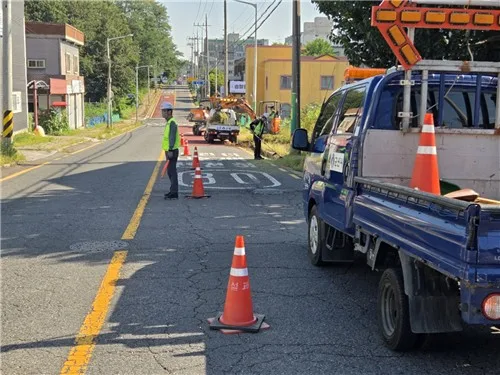 '안전 통행 확보' 군산시, 여름철 도로 정비…2천755건 보수