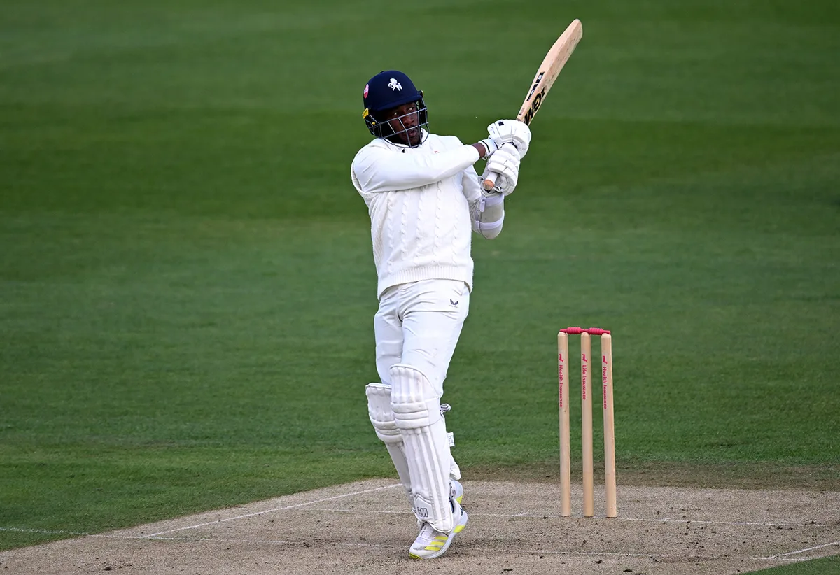 Daniel Bell-Drummond counters spirited Northants fightback